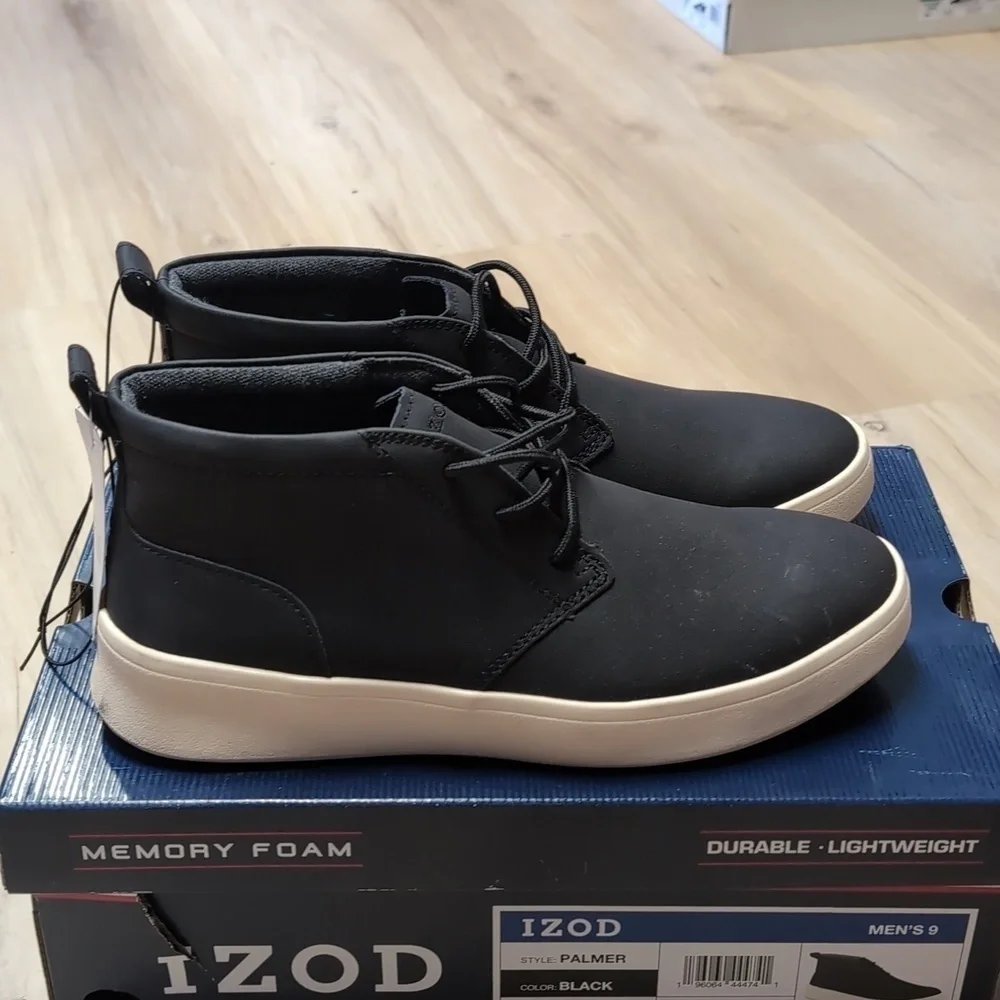 IZOD Men's PALMER Chukka Boot Black